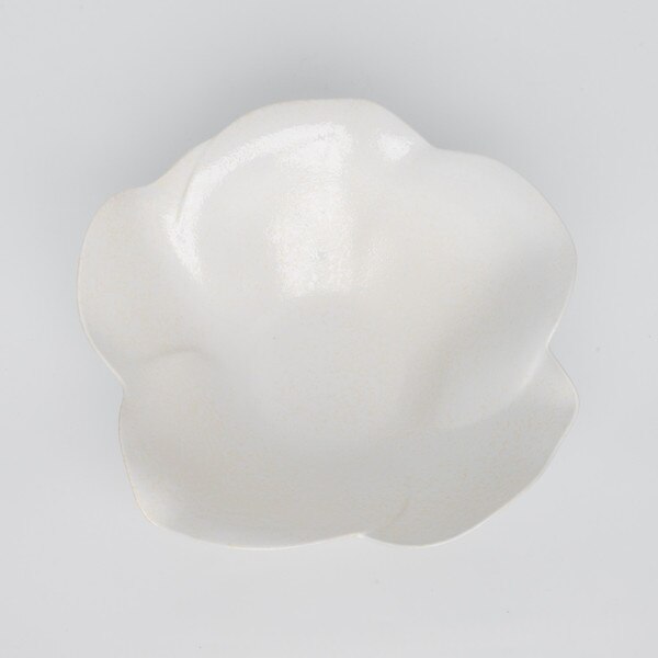 Image of White Speckled Glaze Camellia Bowl (S) 7.75" 2