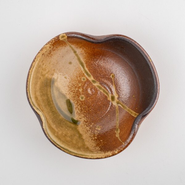 Image of Aged Shigaraki Abstract Bowl 6.25" 3
