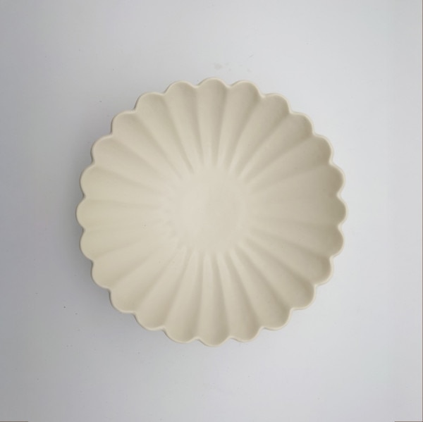 Image of Kohiki White Floral Bowl 7.25" 3