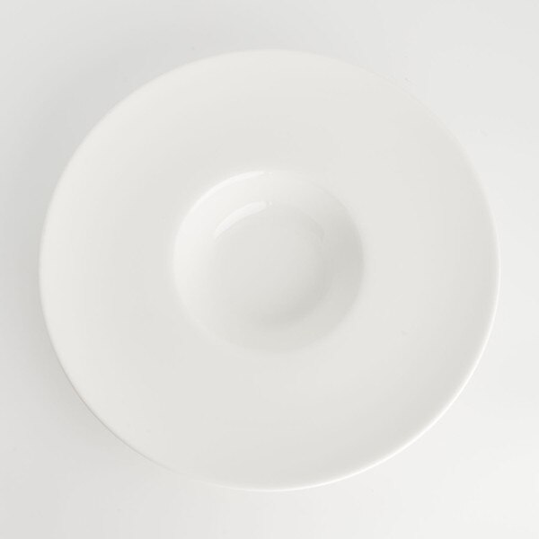Image of Korin Durable White Wide Rim Bowl 9.25" 3