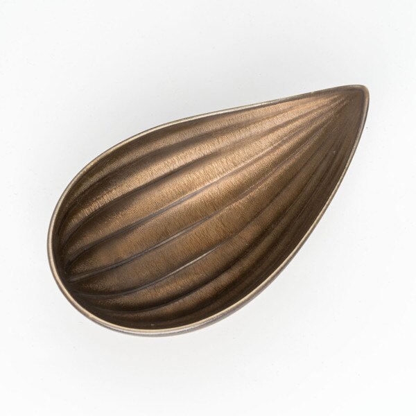 Image of Yogan Oval Almond Brown Bowl 5.5" 3