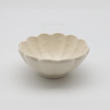 Kohiki White Floral Bowl 4.25"