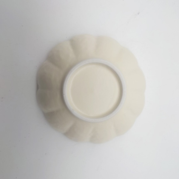 Image of Kohiki White Floral Bowl 4.25" 4