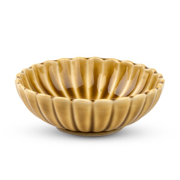 Image of Yellow Kikuwari Bowl 4.5" 1