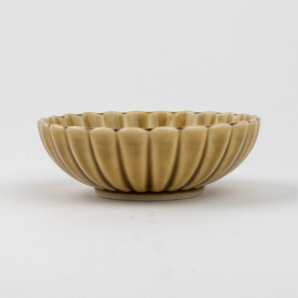 Image of Yellow Kikuwari Bowl 4.5" 2