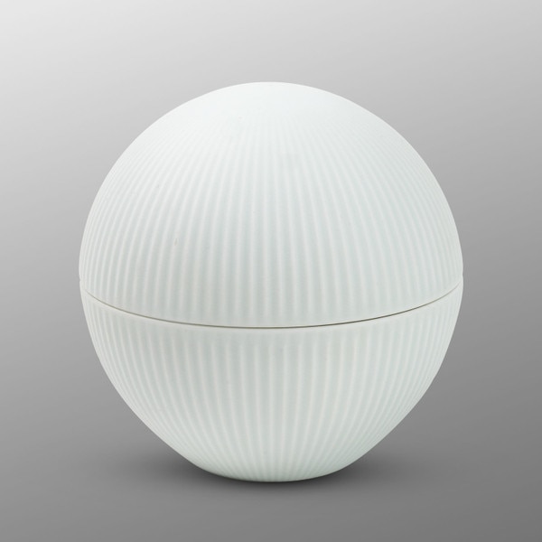 Image of Mat White Lidded Bowl 3.5" 1
