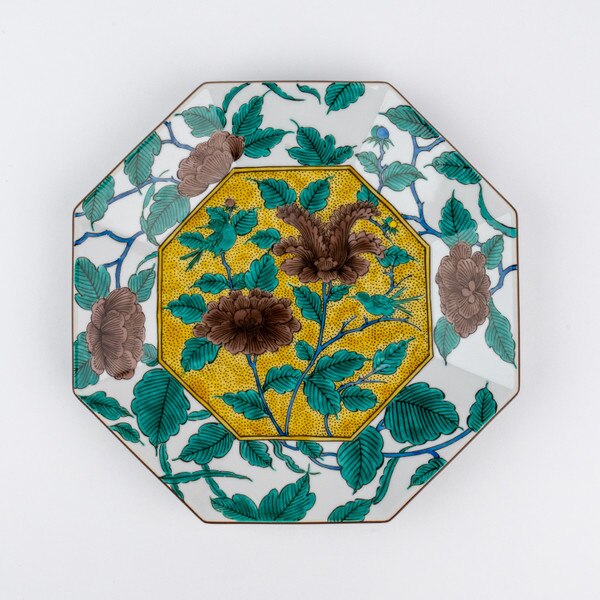 Image of Aode Botan Octagonal Plate 11.5" with Plate Stand 3