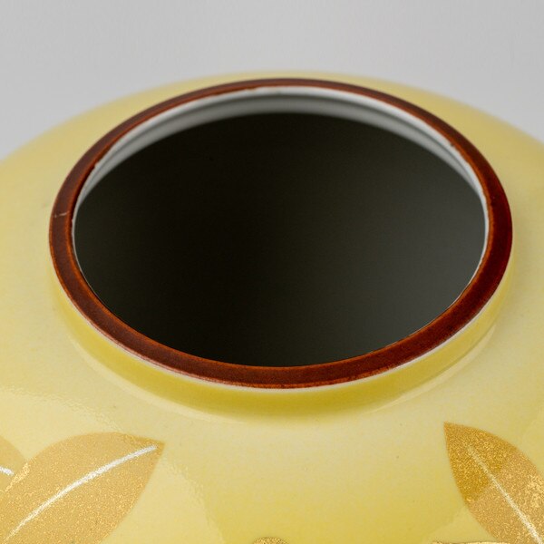 Image of Gold Camellia Vase 9.25" 3