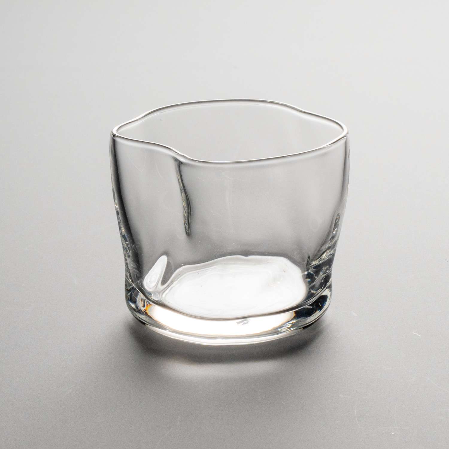 Tebineri Sake Glass | KORIN
