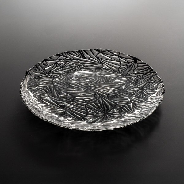 Image of Prism Black Glass Plate 8.25" 1