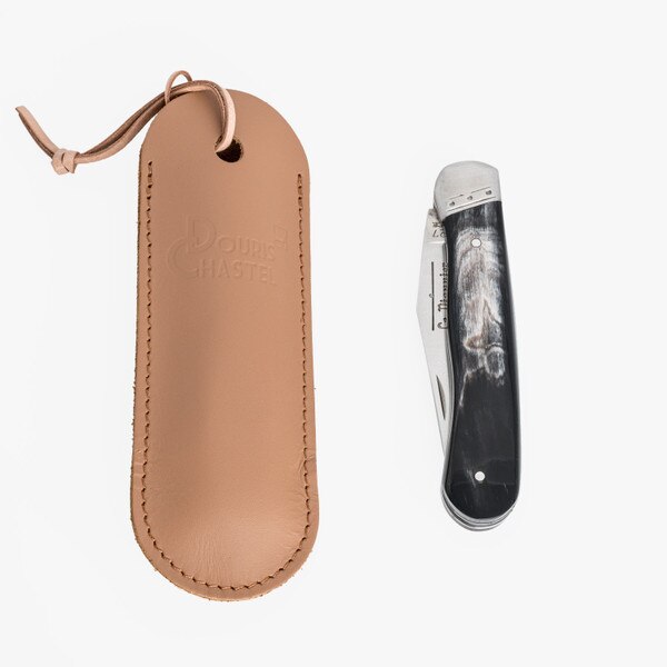 Image of Le Pionnier Black Horn Handle Folding Knife 2