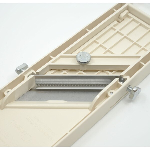 Image of Japanese Mandoline Benriner Classic Vegetable Slicer 4