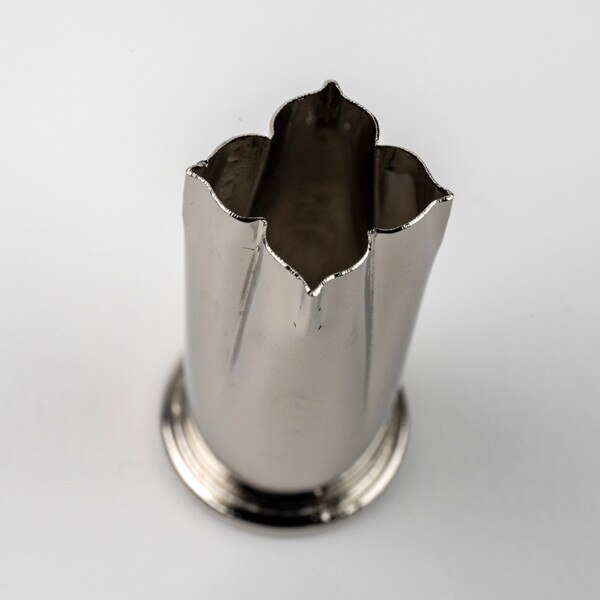 Image of Masamoto Stain-Resistant Vegetable Cutter - Small Flower 4