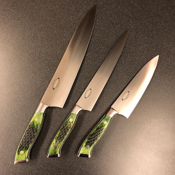 Image of Nenohi Nenox Green Bone Handle Yo-Deba 6.4" (16.5cm) 2