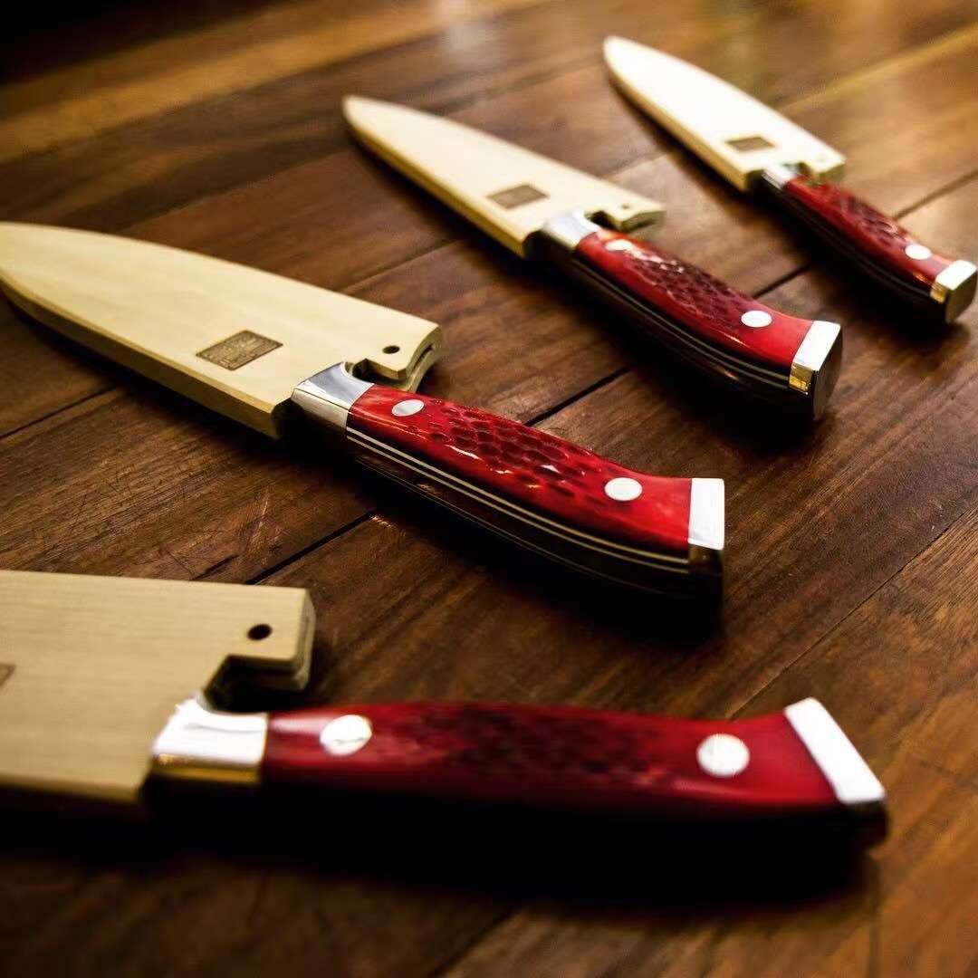 Nenohi Nenox Red Handle Petty 5.9