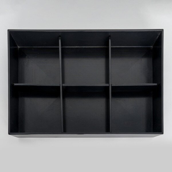 Image of Black Bento Box with Cover and Divider 14.25" 3