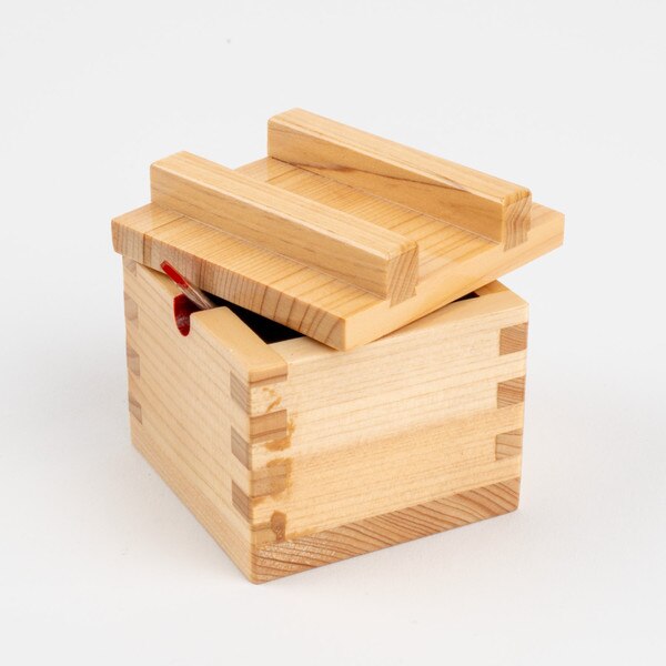 Image of Hinoki Wooden Spice Box w/ Lid & Spoon 3