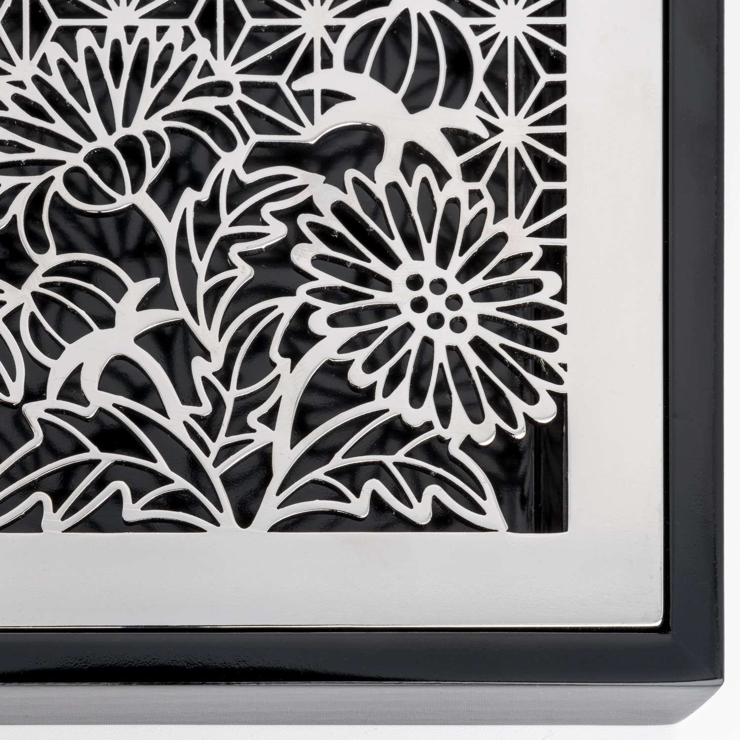Maki Stainless Tray w/ Black Wooden Stand 10.25