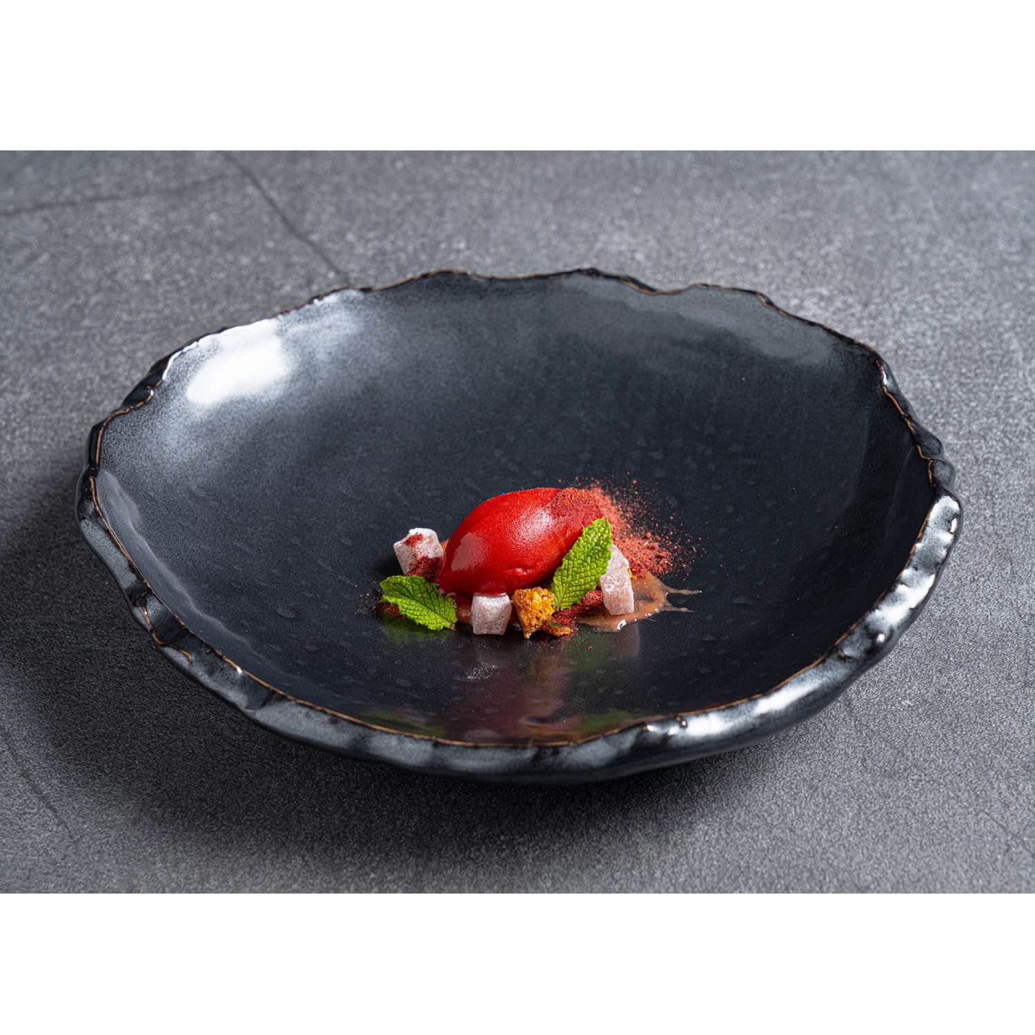 Tessa Black Abstract Plate 10.5
