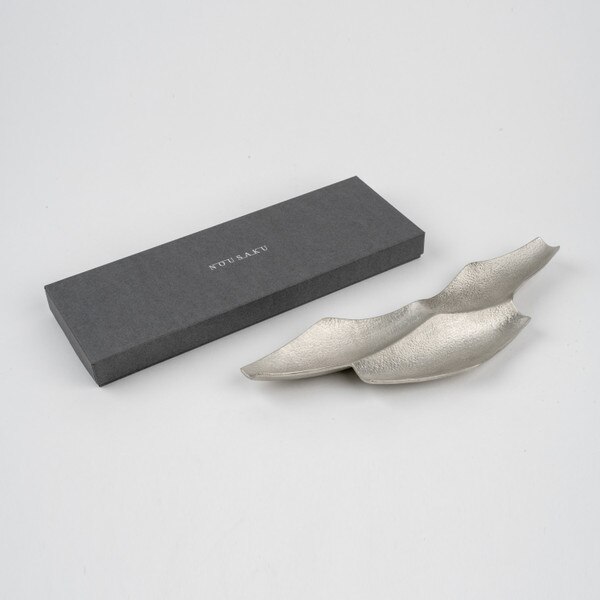 Image of Nousaku Sasa Silver Metallic Plate 10.75" 5