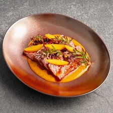 Ginshu Metallic Red Oval Plate 7.25" hover-image