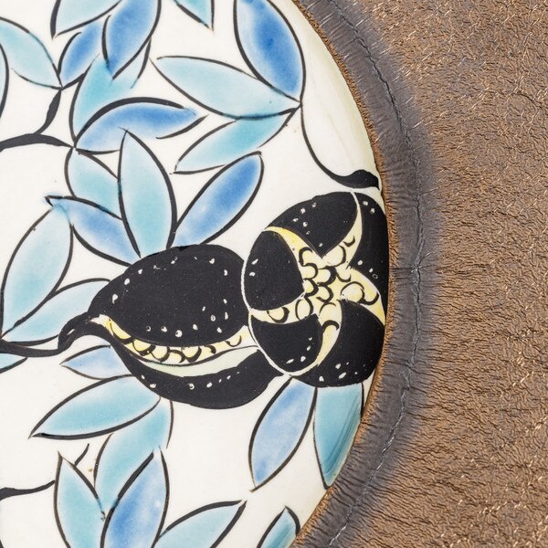 Image of Textured Bronze Fig Blue Round Plate 11.25" 4
