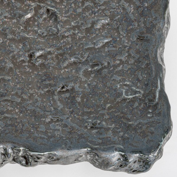 Image of Silver Rock Raised Abstract Plate 6.75" 4