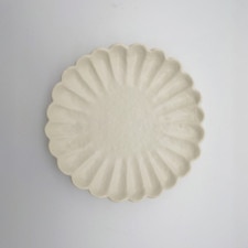 Kohiki White Floral Round Plate 6.75" hover-image