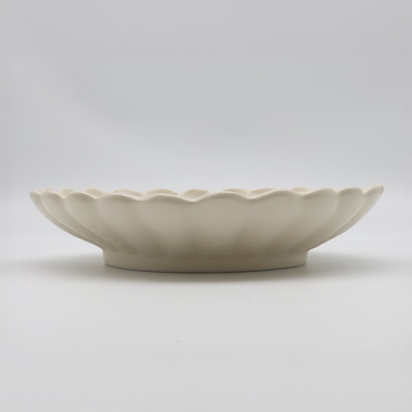 Image of Kohiki White Floral Round Plate 9.5" 2