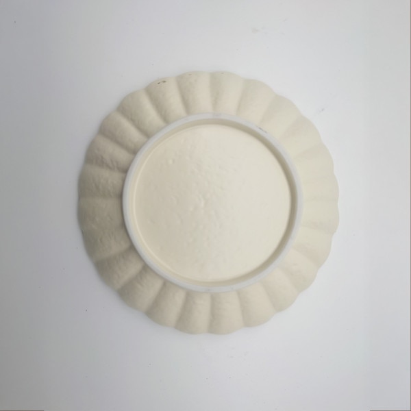 Image of Kohiki White Floral Round Plate 9.5" 4