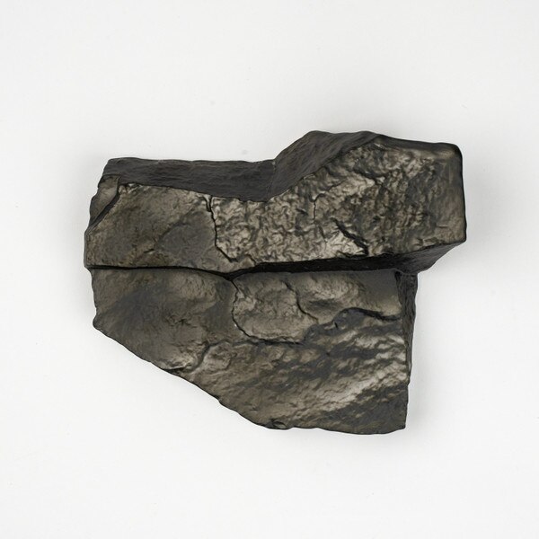 Image of Black Slate Elevated Rock Plate 7" 4