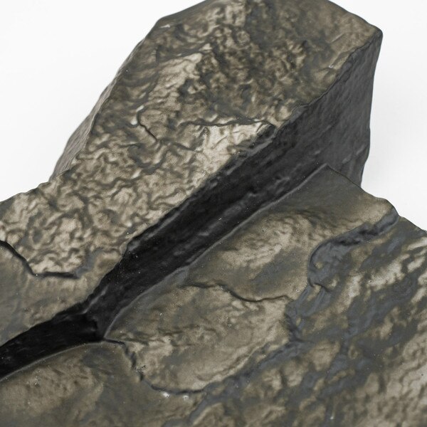 Image of Black Slate Elevated Rock Plate 7" 5