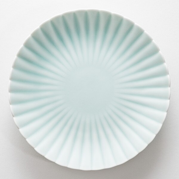 Image of Moist Seiji Kikuwari Plate 7.5" 3