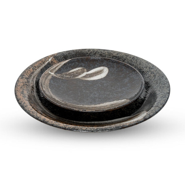 Image of Black Mottled Brush Stroke Round Plate 11" 5