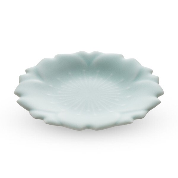 Image of Moist Seiji Sakura-Shaped Small Plate 4.25" 1