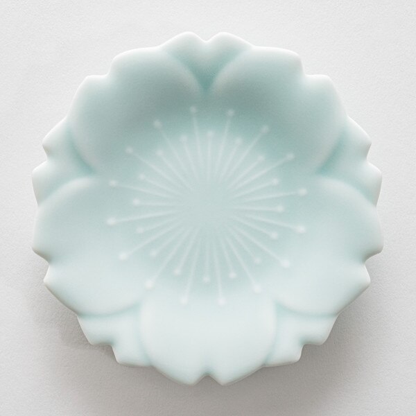 Image of Moist Seiji Sakura-Shaped Small Plate 4.25" 3