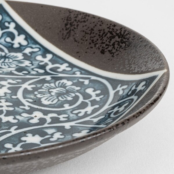 Image of Tako Karakusa Round Plate 6.5" 5