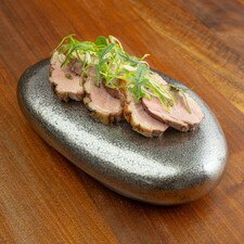 Yuteki Metallic Stone Plate 6" hover-image