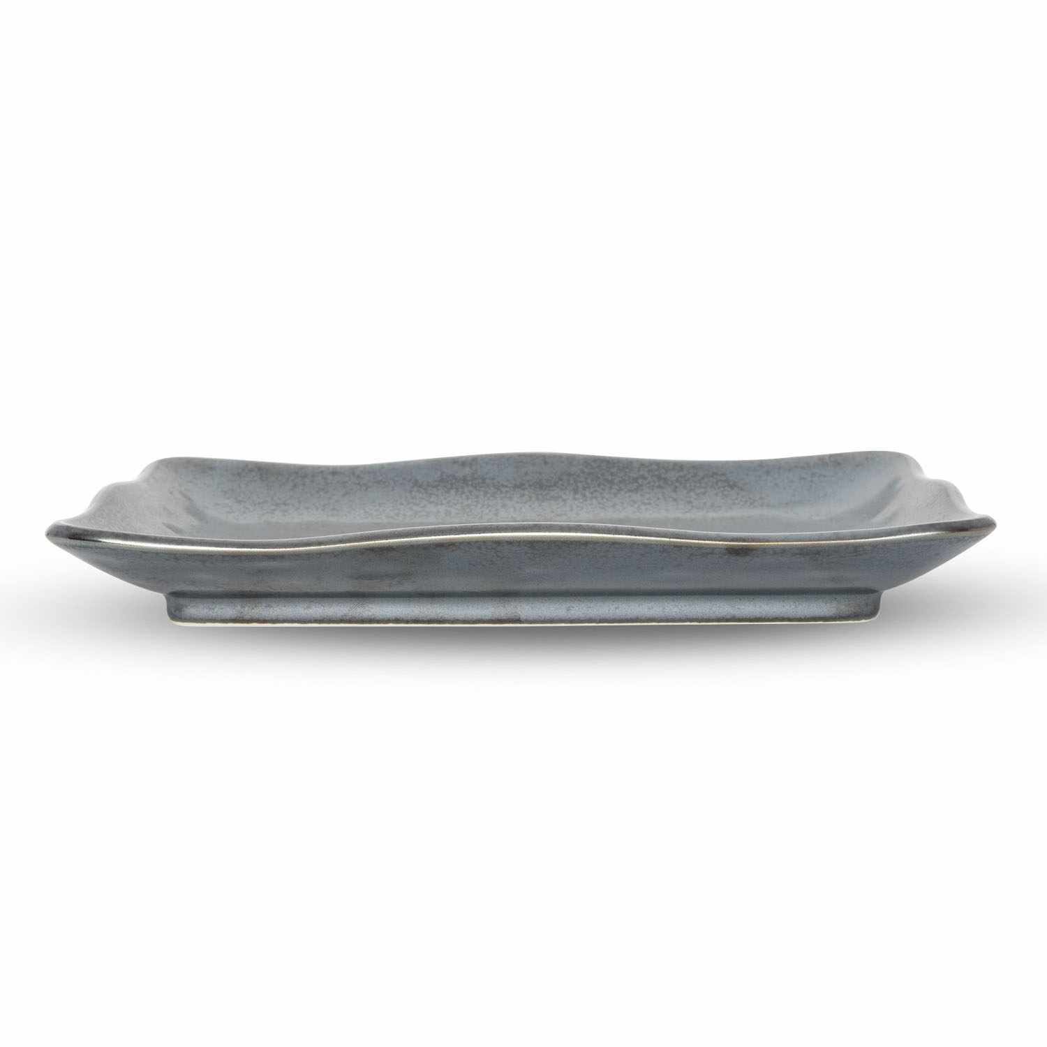 Tessa Black Rectangle Plate 10