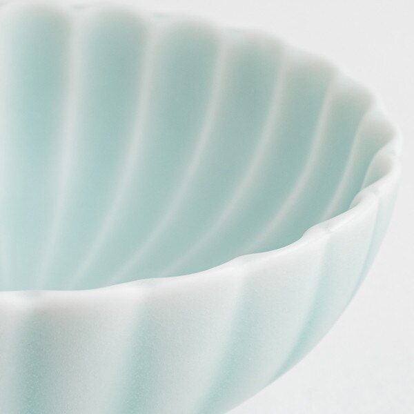 Image of Moist Seiji Kikuwari Sake Cup 2.75" 5