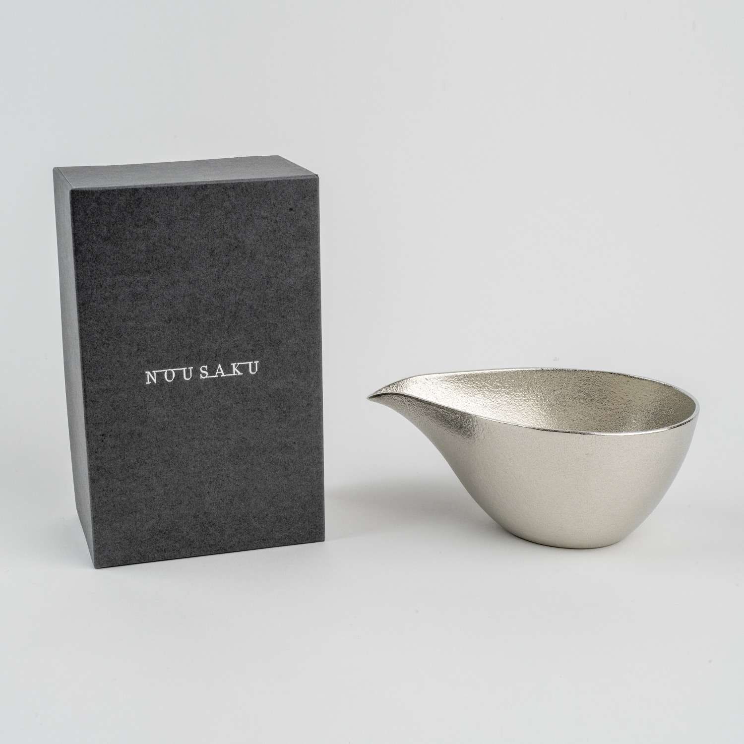 NOUSAKU / KINJO セット Nousaku Silver Metallic Pitcher 13 oz | KORIN