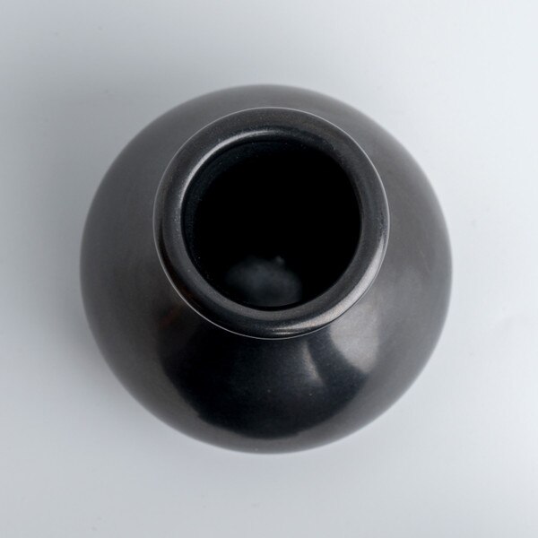 Image of Tessa Black Sauce Dispenser 5 oz 3