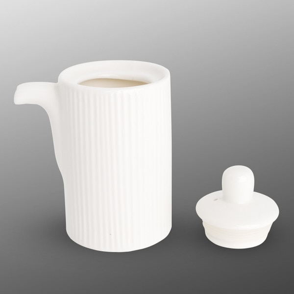Image of Korin Durable White Sauce Dispenser w/ Silicone Lid 6 oz 2