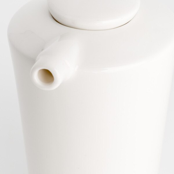 Image of Korin Durable White Sauce Dispenser w/ Silicone Lid 3 oz 4