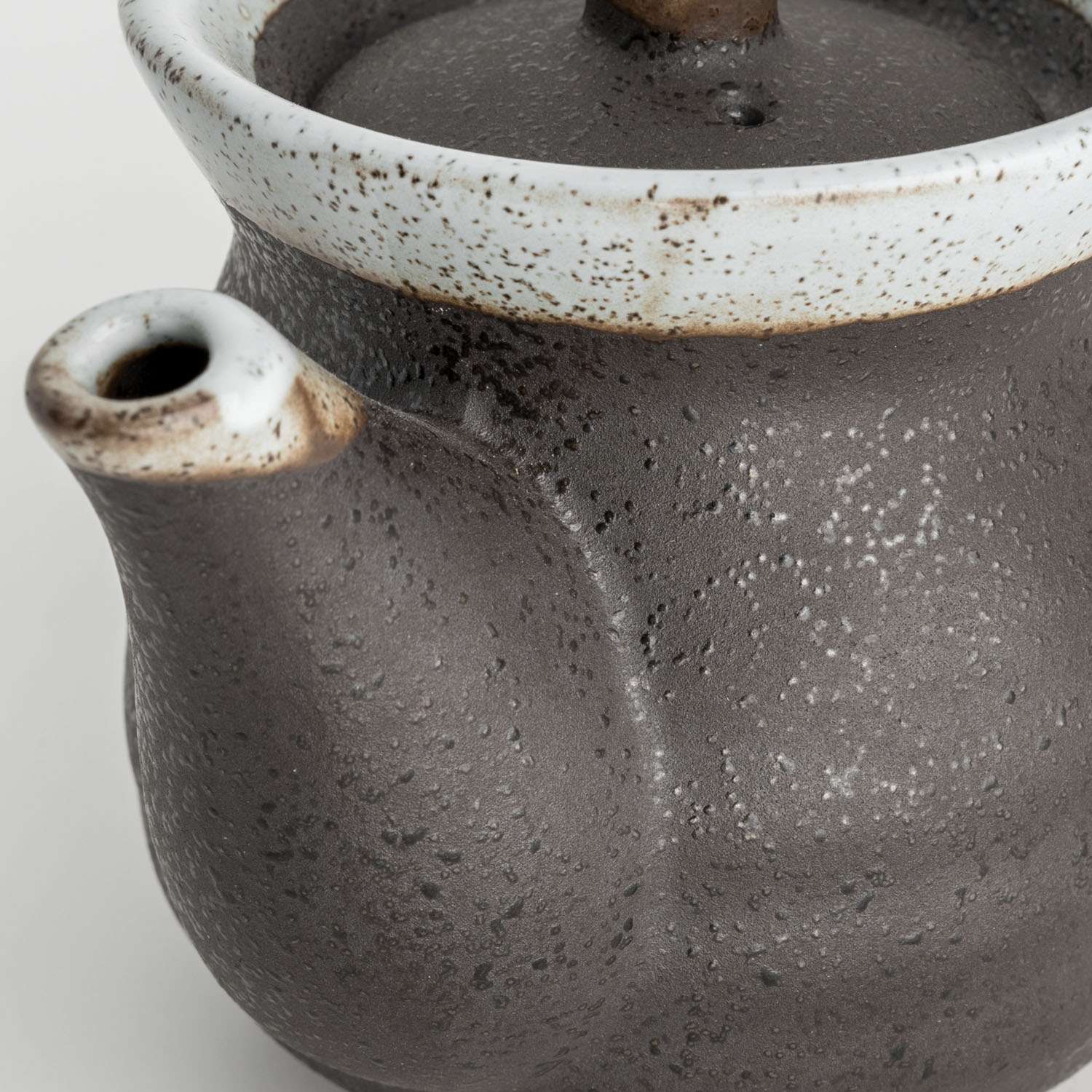Black Tetsuyu Sauce Dispenser 8 oz | KORIN