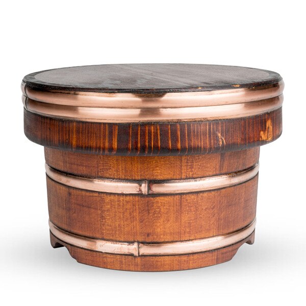 Image of Lacquer Coated Cypress Wooden Edobitsu Rice Jar (18cm) 1