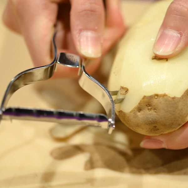 Image of Stainless Steel Peeler 6