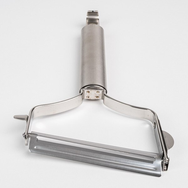 Image of Kai Wide Stainless Peeler with Changeable Blades 4