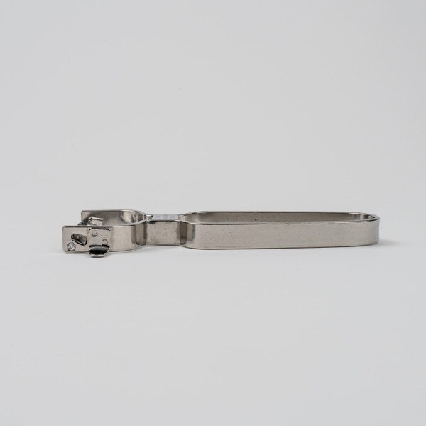 Image of Stainless Curved Blade Vegetable Peeler 2