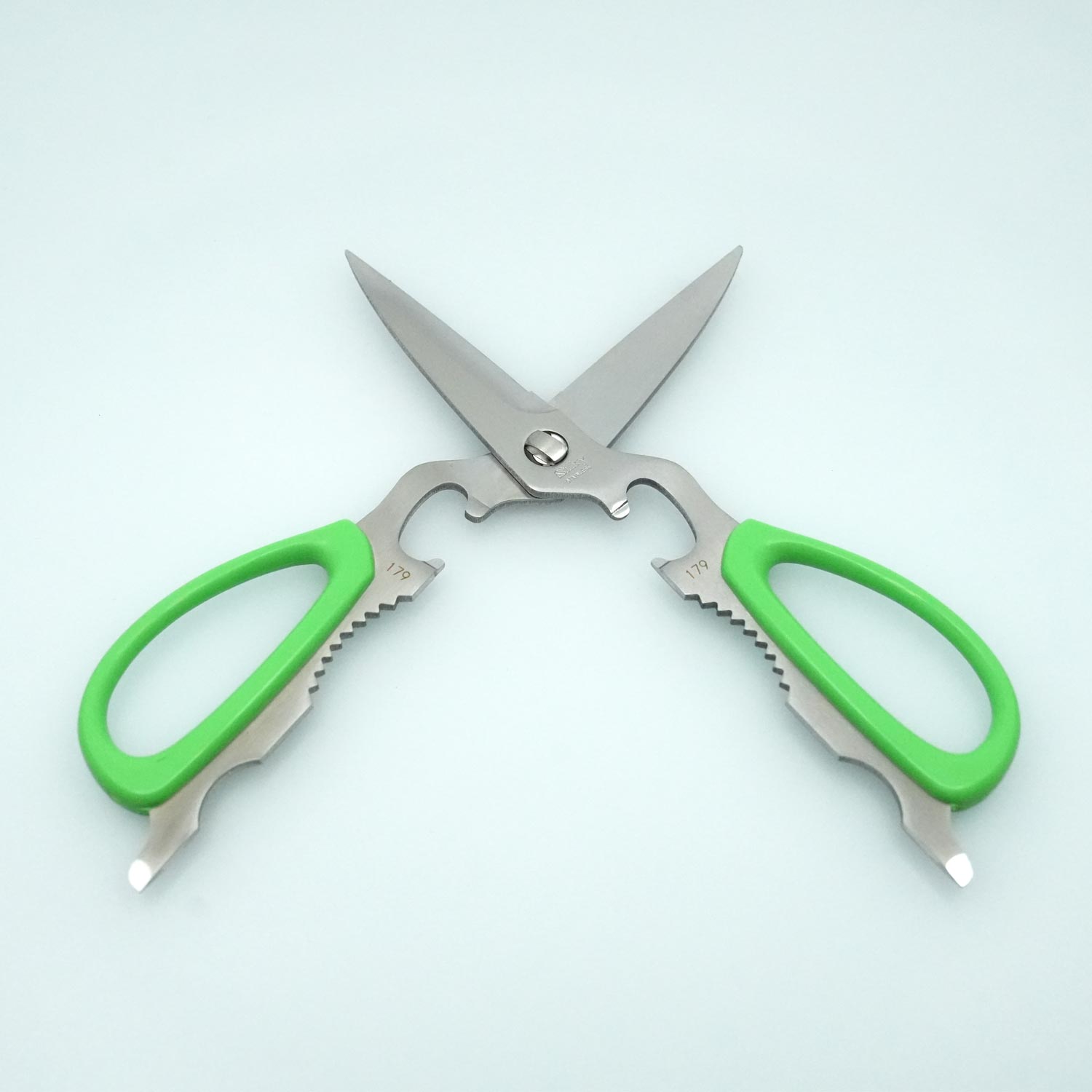 Silky Removable, Washable, Hygienic Chef Pro+ Scissor Green | KORIN
